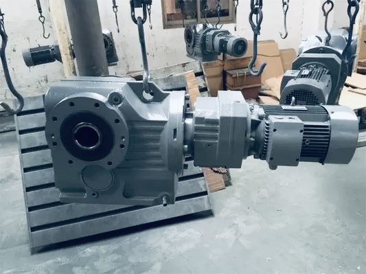 What is the difference between a planetary reducer and a general reducer？